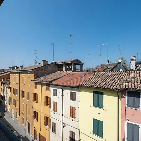 Apartament Oltretorrente Ampio Con Balconi