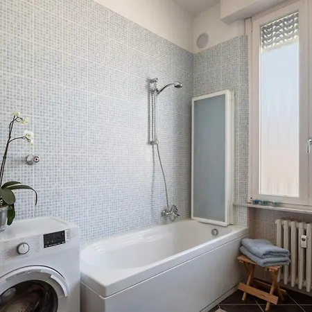 Oltretorrente Ampio Con Balconi Apartmán Parma