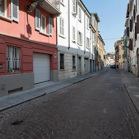 Oltretorrente Ampio Con Balconi * Πάρμα