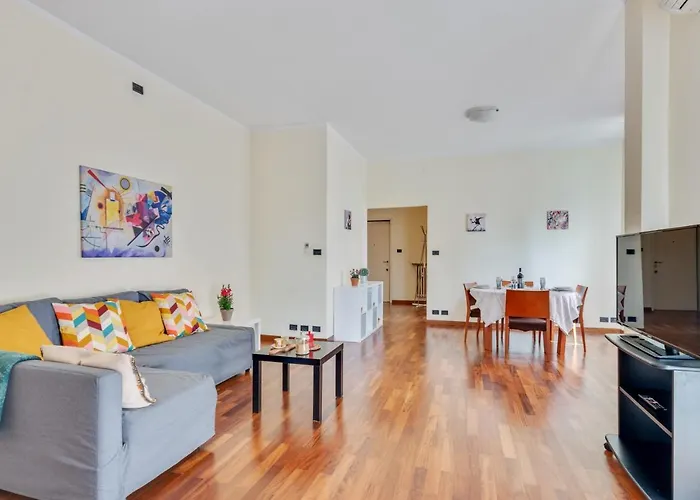 Oltretorrente Ampio Con Balconi Apartament