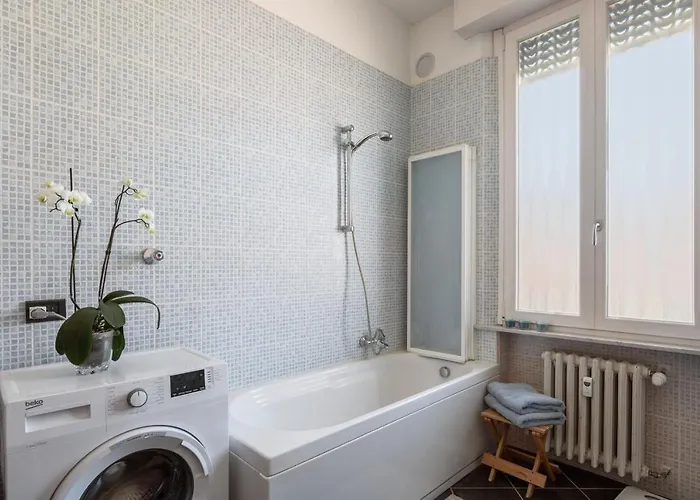 Oltretorrente Ampio Con Balconi Apartament Parma