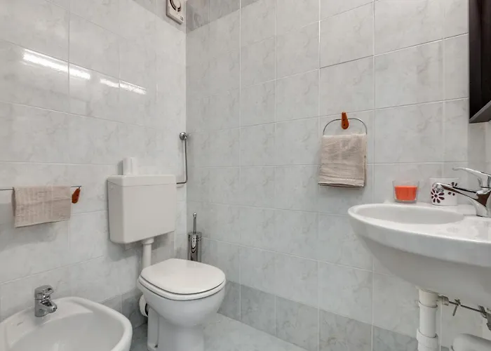 Apartament Oltretorrente Ampio Con Balconi